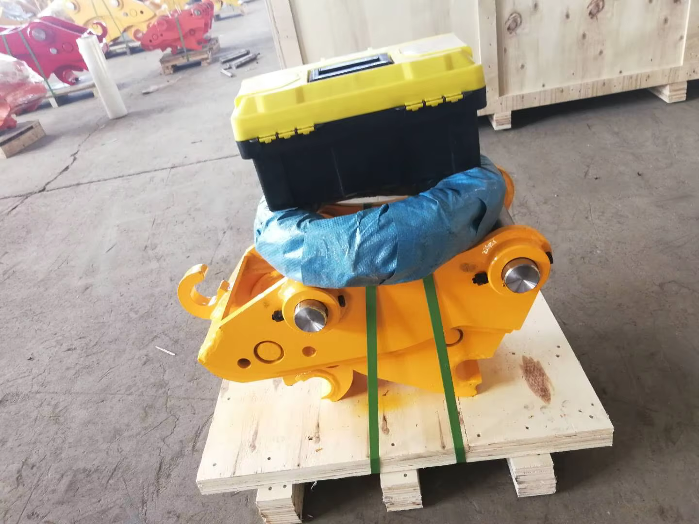 Excavator Parts Mechanical Quick Hitch Coupler From China Factory details