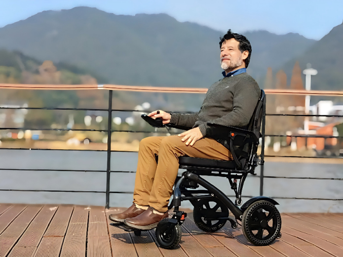 Baichen Electric Wheelchair Comprehensive Maintenance Guide Differentiated Care for Carbon Fiber, Aluminum Alloy, and Iron Alloy Materials (1).png