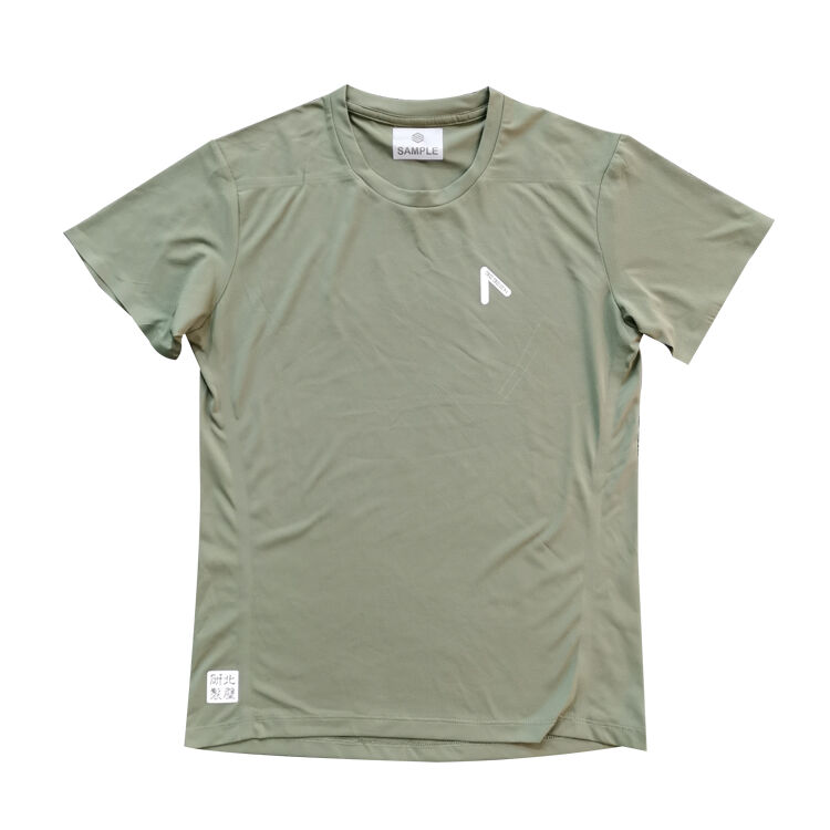 How to Choose the Best Seamless T-Shirts for Resale and Retail?