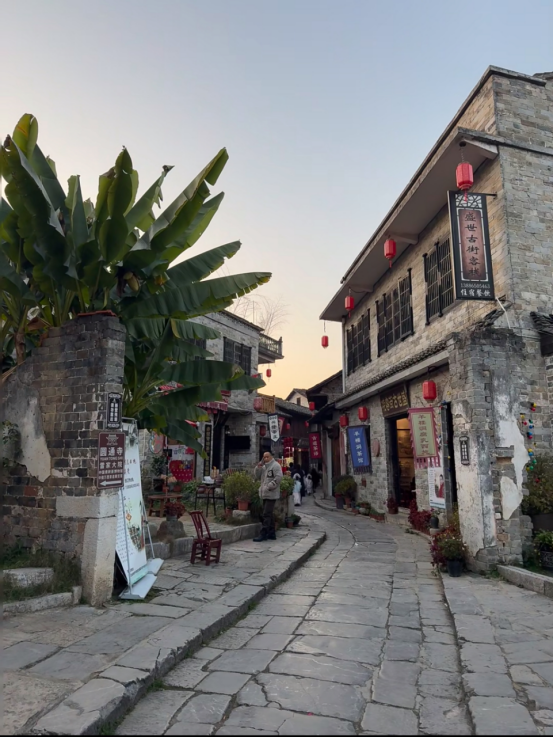 team retreat day 2 exploring the ancient town together-4