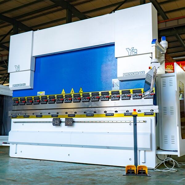 بهره‌وری عملیاتی دستگاه تاشوی CNC: برتری خودکار RAYMAX