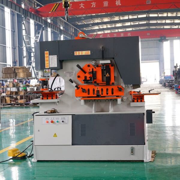 Maßgeschneiderte Maschinen für verschiedene Branchen