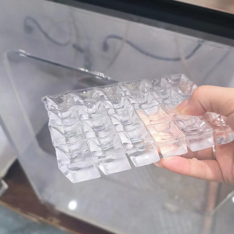 Tillverkare av anpassad ny produkt Medium Ice Cube Maskin 68kg 24Timmar LZ-150