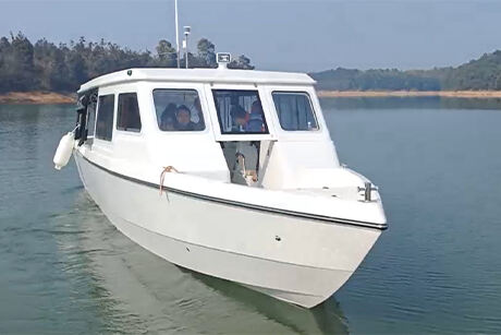 Fiberglass 26 Passenger Boat