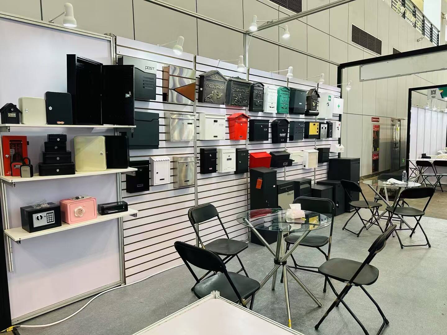 End Porch Piracy for Good: Unveils Its Secure Parcel Drop Box Solution