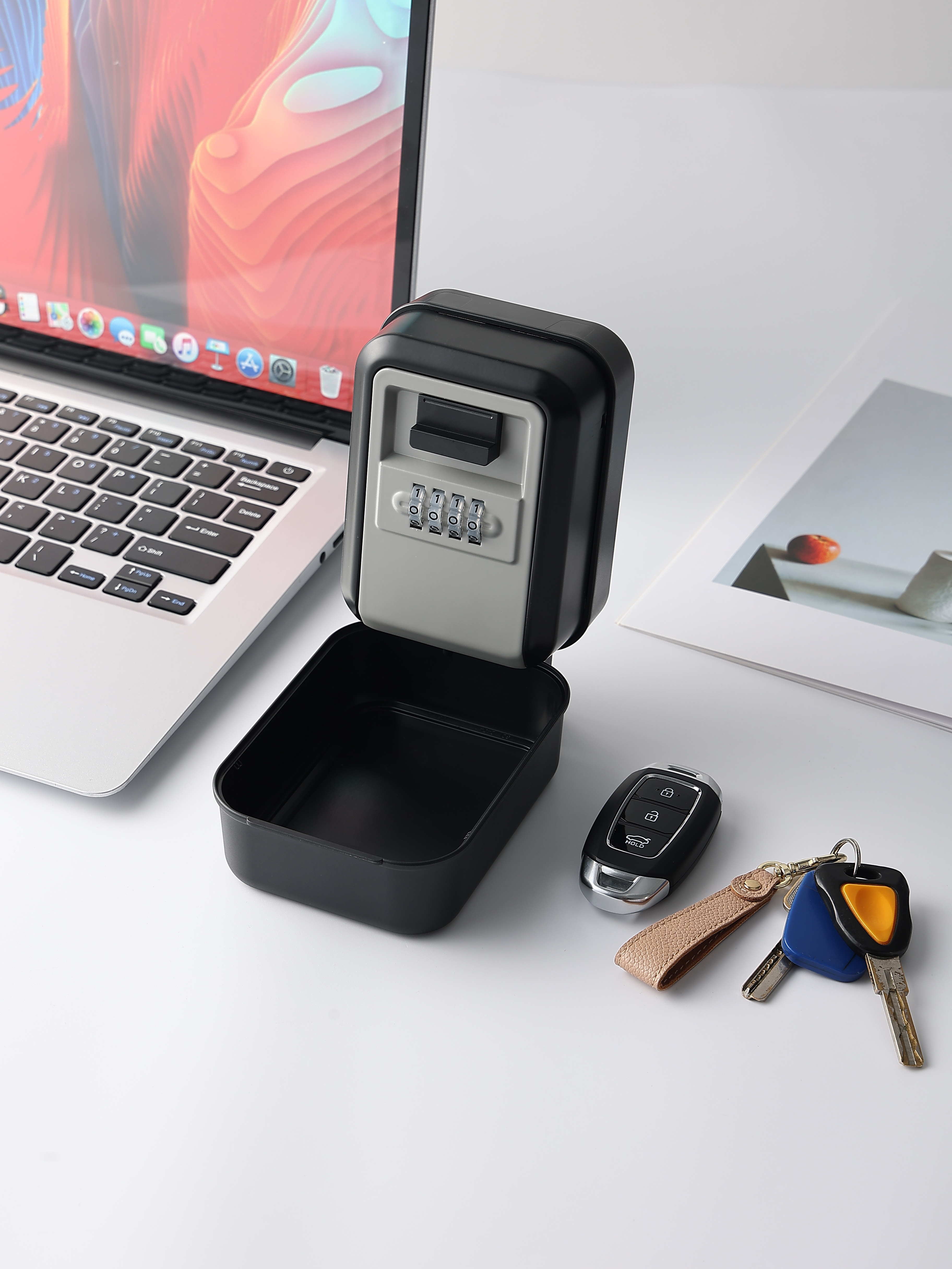 Our LED-Light Key Box – Illuminated Access for Low-Light Areas