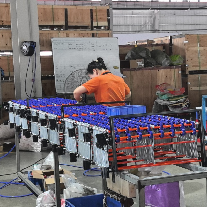 Effizientes Materialhandling mit mobilen teleskopischen Bandförderern