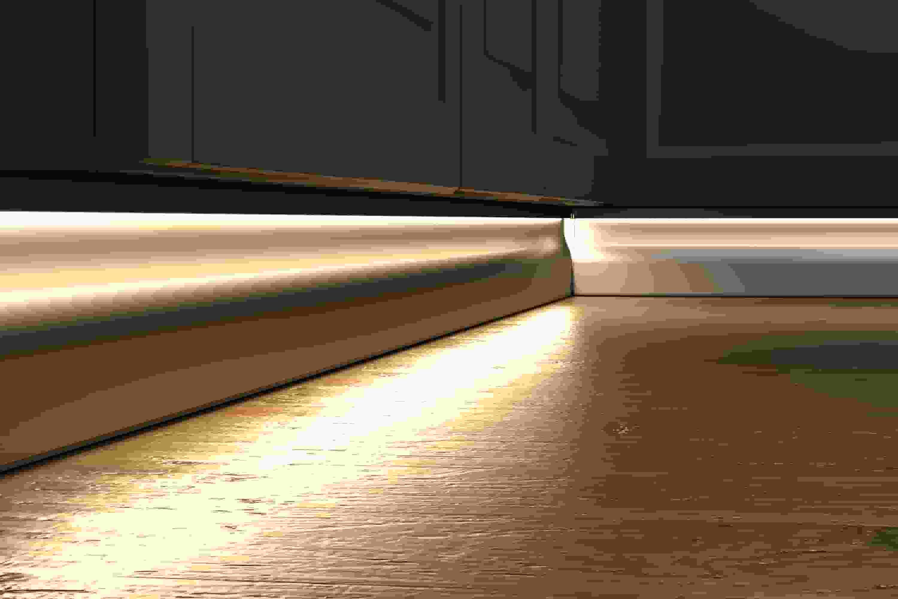 10 Ideias Criativas de Fitas de Luz LED para a Sua Casa
