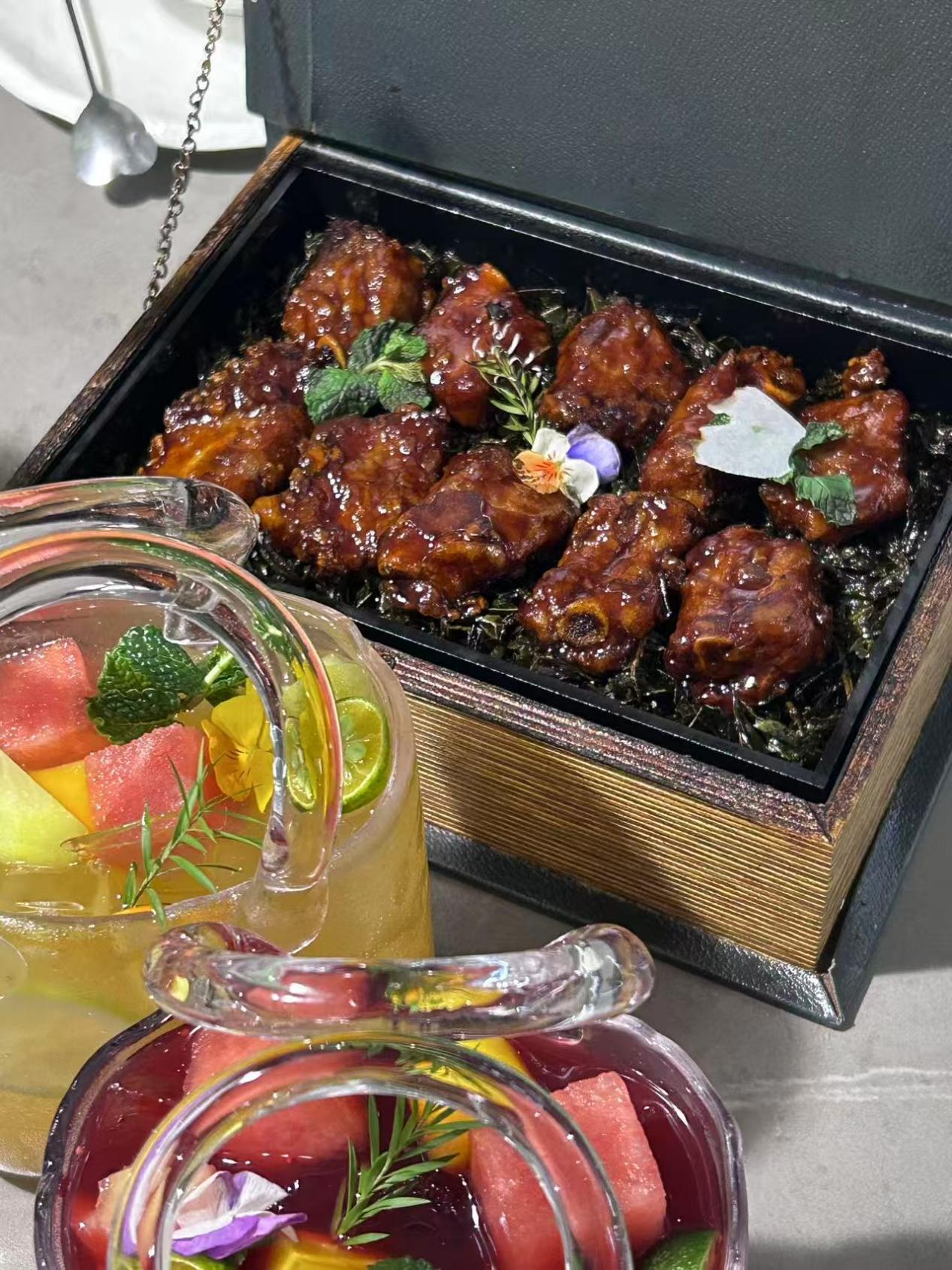 Wenzhou Zhongzhe Electric Co., Ltd. Boosts Team Cohesion Through Purposeful Corporate Retreat, Highlighting Strength as a Warm and Reliable Electrical Protection Brand-3