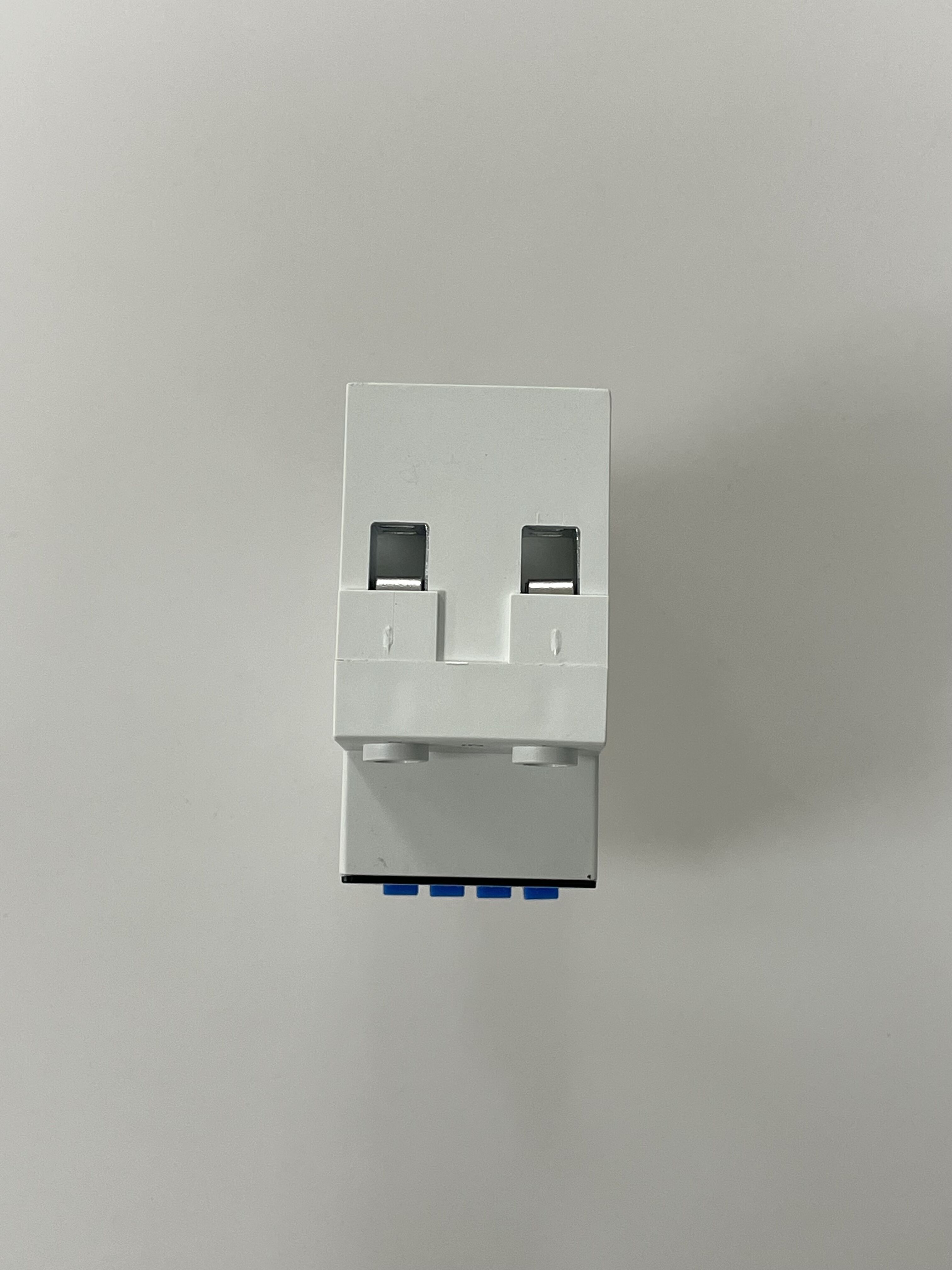 What Are the Applications of an AC Voltage Protector?