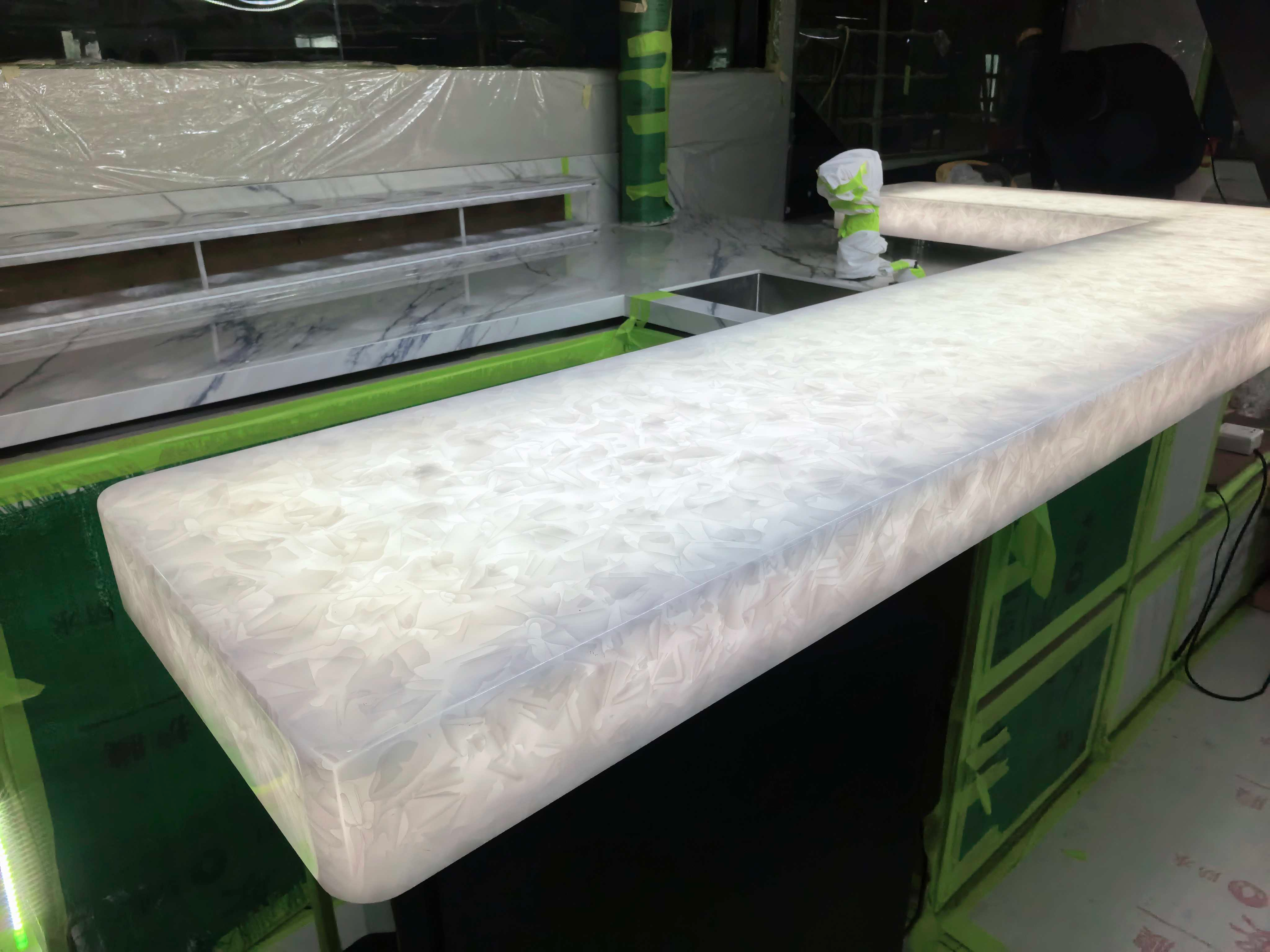 What Thickness Options Are Best for Onyx Bar Countertops?