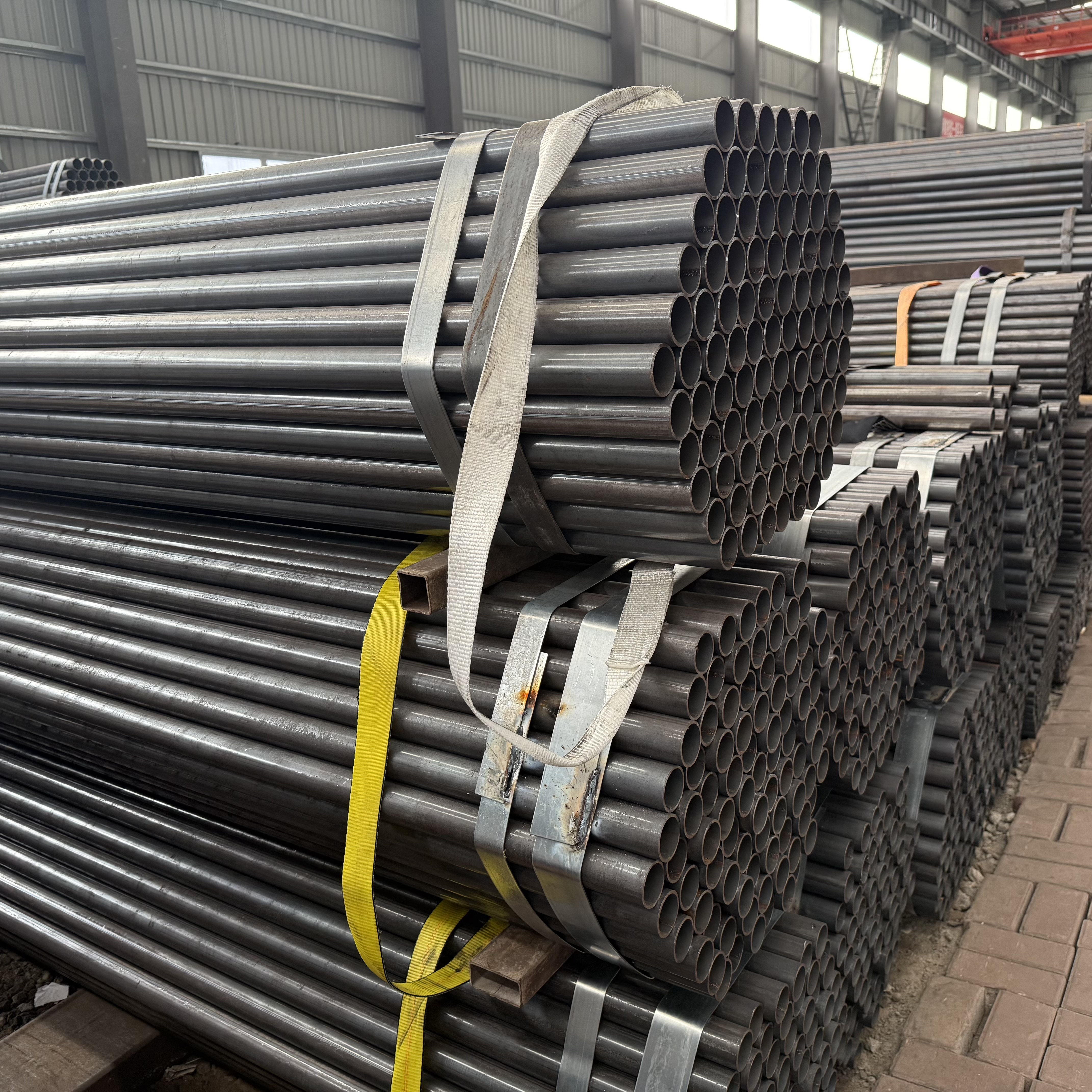 Bekalan kilang paip bulat kimpalan keluli karbon