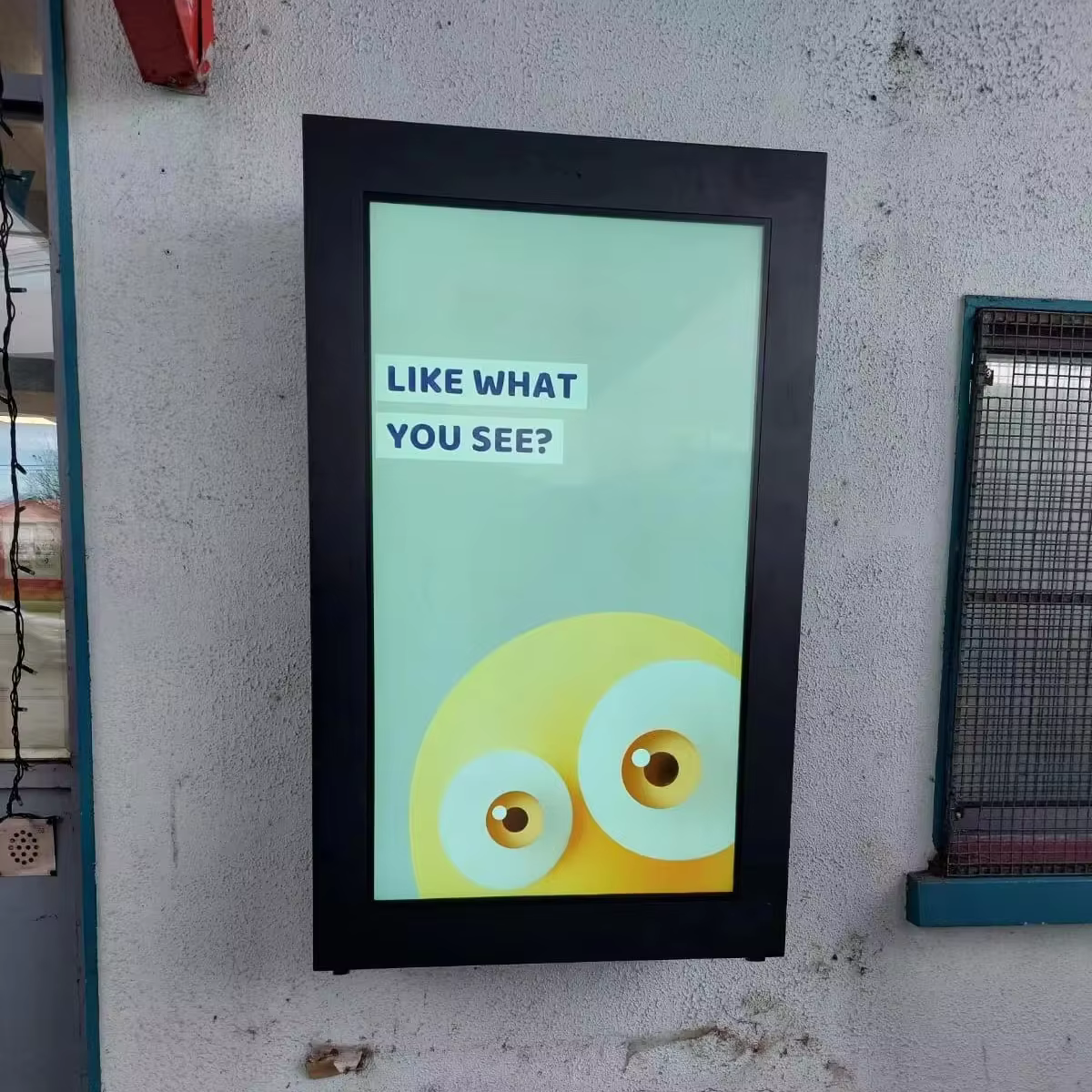 mobile advertising displays