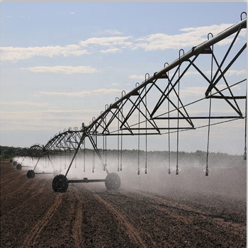 Center pivot irrigation system farm
