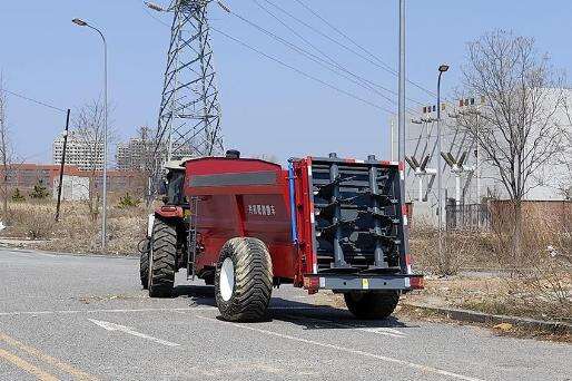From Backbreaking Labor to Mechanical Precision:How Manure Spreaders Are Transforming Farms Worldwide