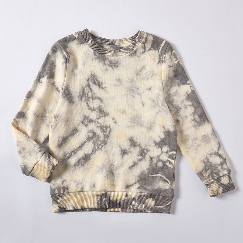 Organic Plant-Dyed Tie-Dye Crewneck Sweatshirt: Comfort & Conscience