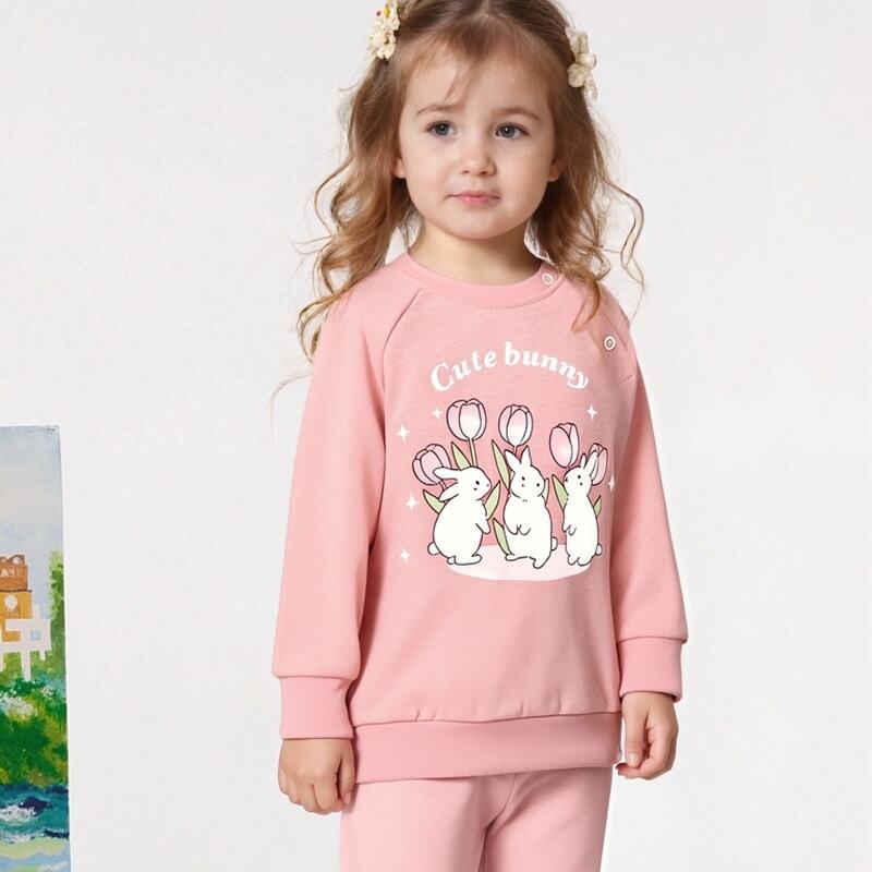 Discover the Natural Difference — Feel the Beauty of Plant-Dyed Clothes