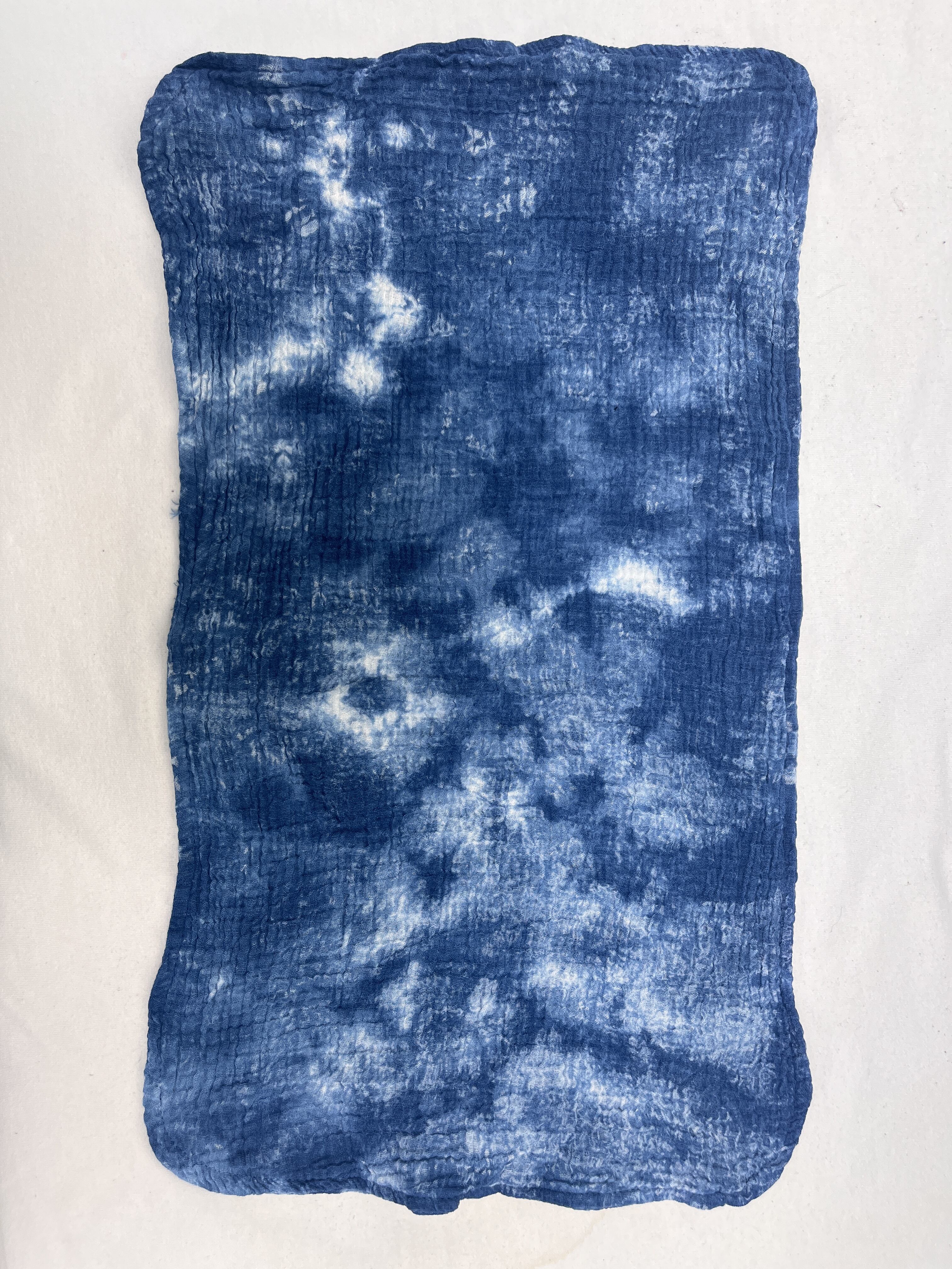 Premium Plant-Dyed Muslin Burp Cloth for Eco-Conscious Baby Brands