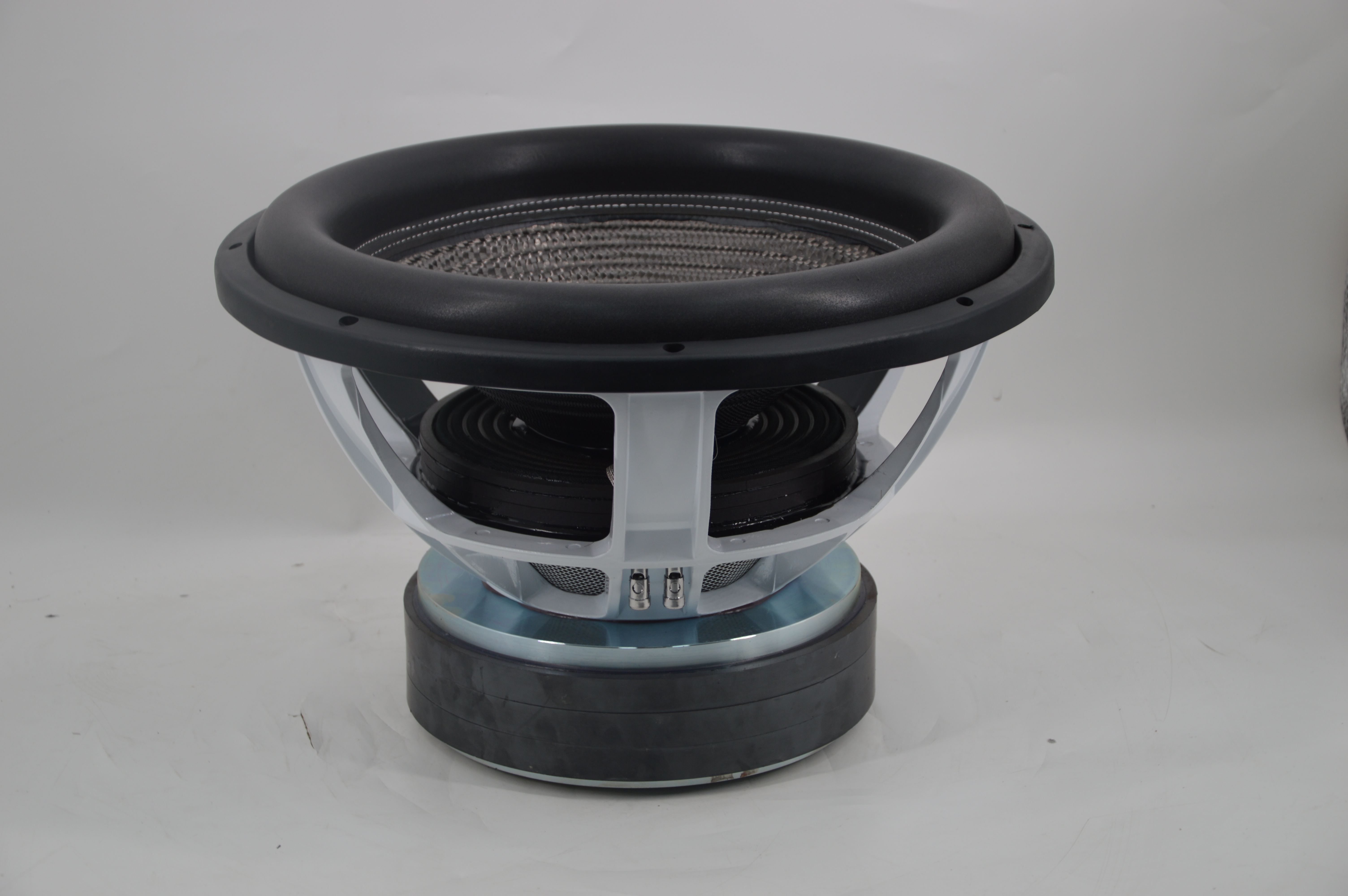 Aar Hochleistungs-5000WRMS-Auto-Rennsubwoofer 18 Zoll 4OHM 2OHM 1OHM Lautsprecher mit Carbon-Kegel und Schaumstoffumrandung DC 12V