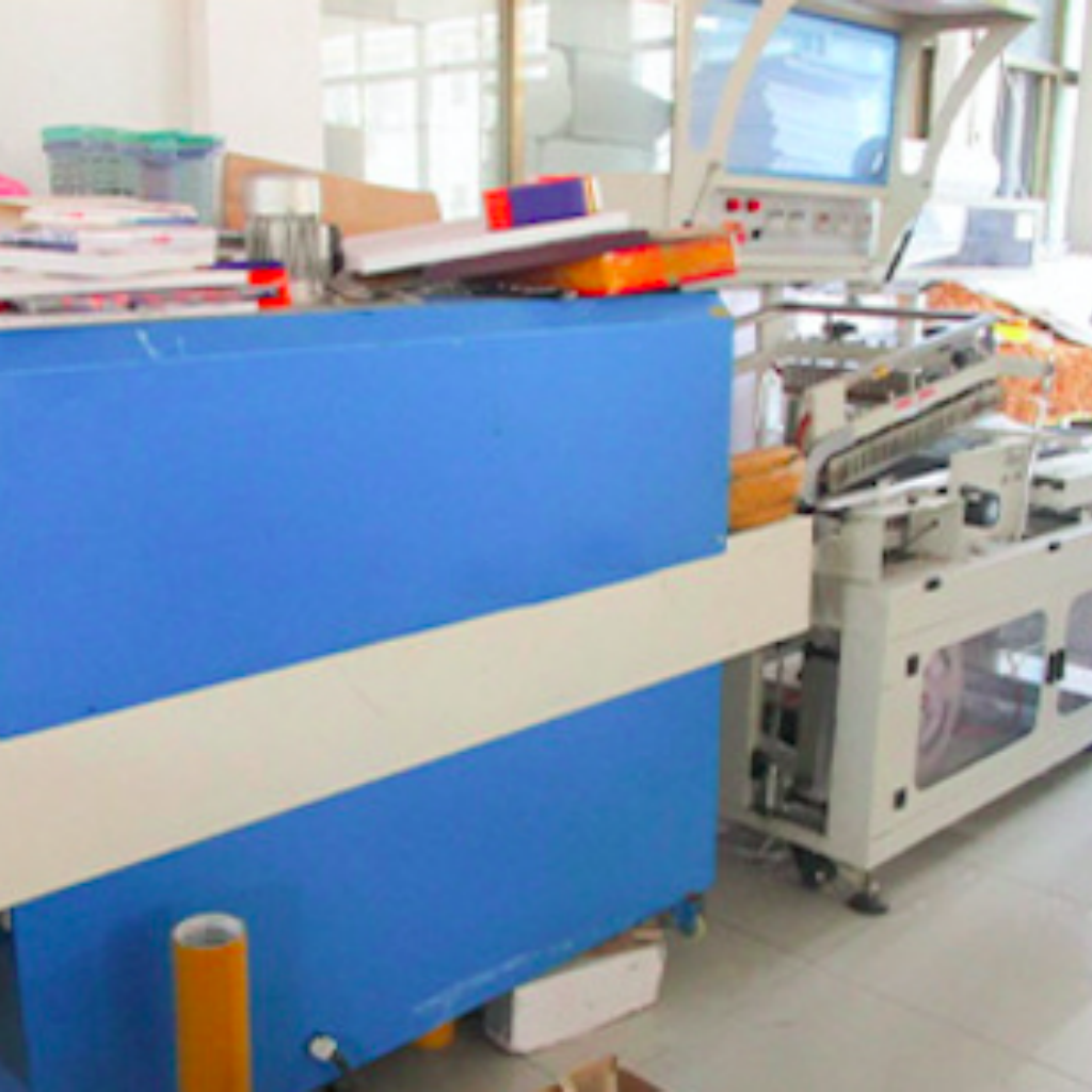 What Materials Are Commonly Used in 3D Wooden Puzzle Manufacturing
