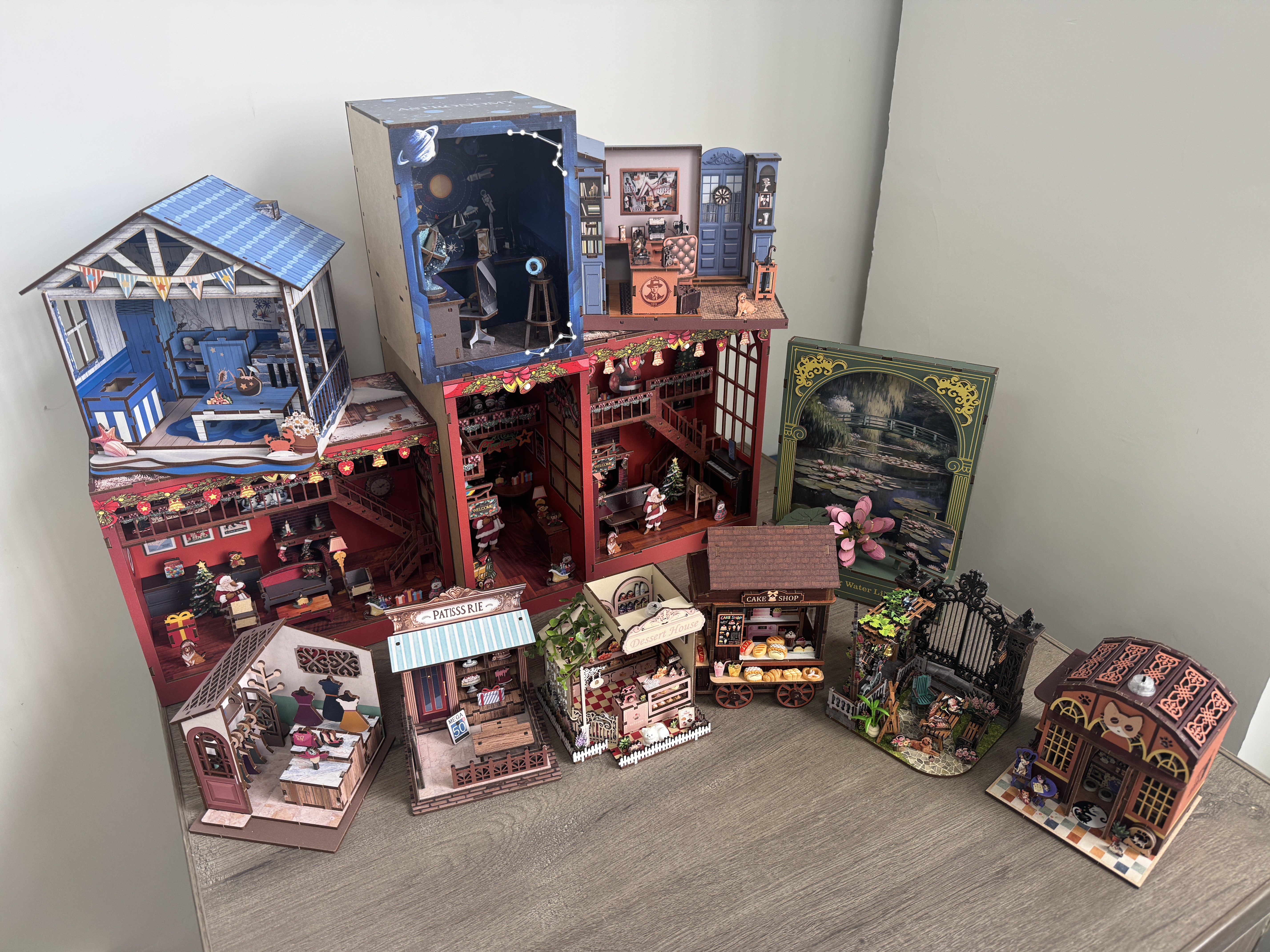  Why DIY Wooden Doll House need MOQ 100 for order?
