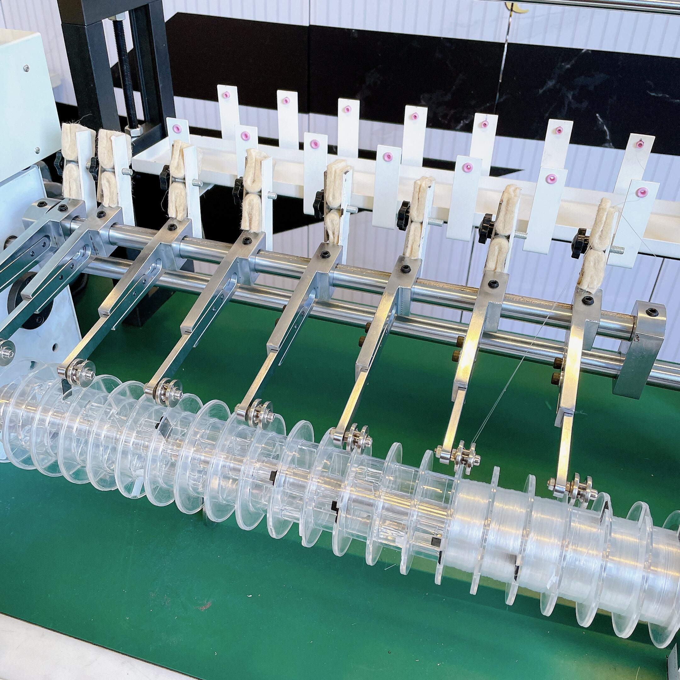 Përmirësimi i Produktivitetit të Stacioneve të Shumta