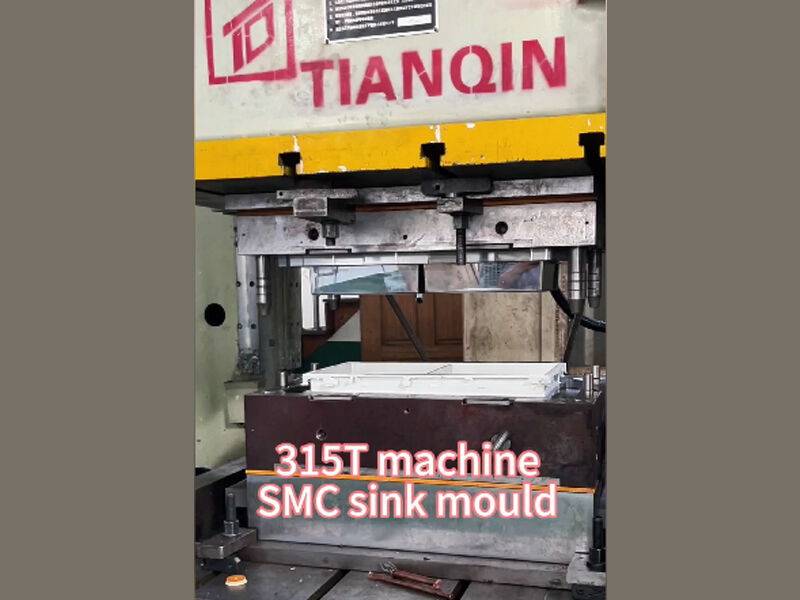 قالب حوض مصنوع من المركب القابل للتشكيل (SMC) على آلة 315 طن