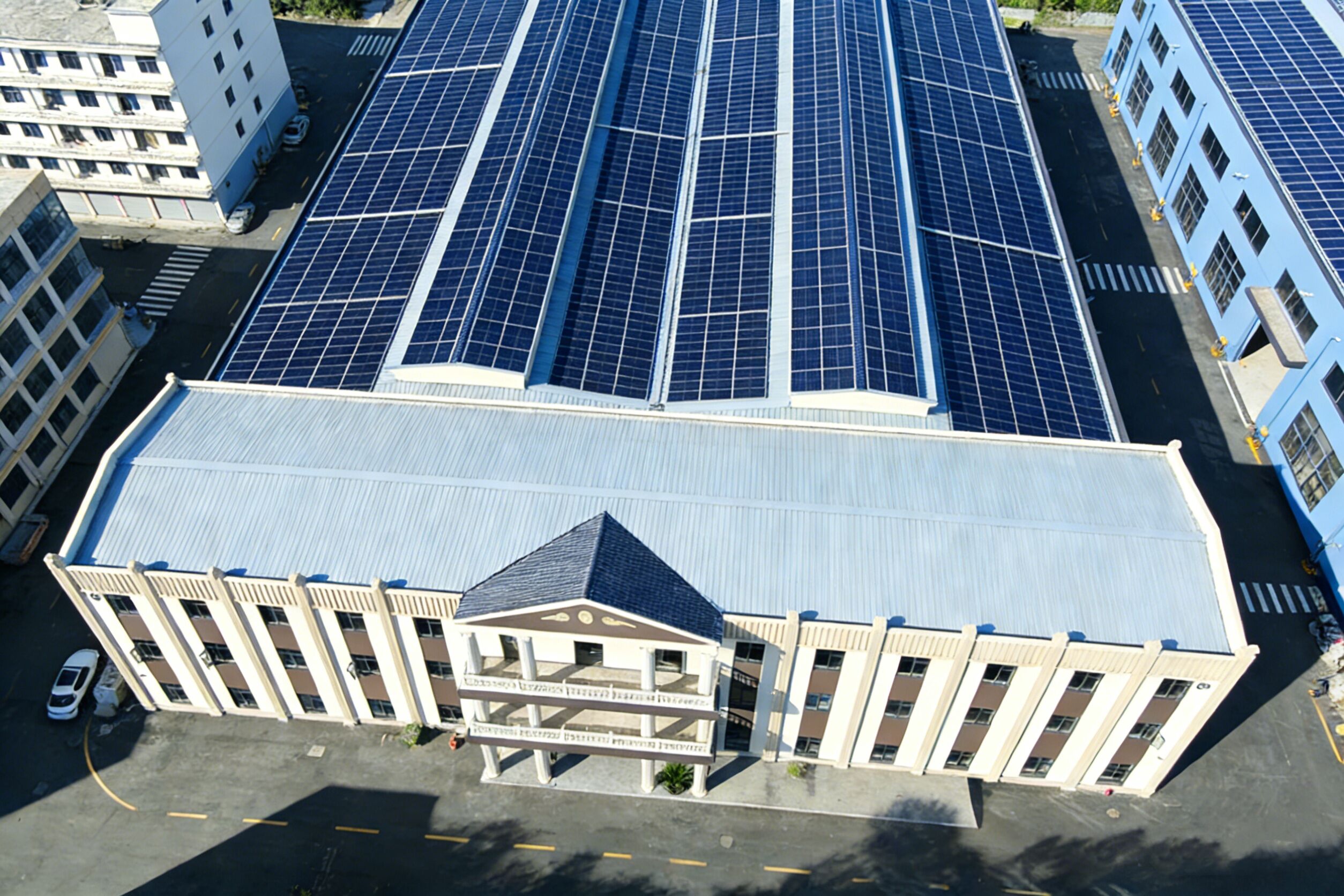 Green Energy in Production, Sustainable Cleaning Power in Action: Solar Panels Meet Innovative Energy-Saving Dryers