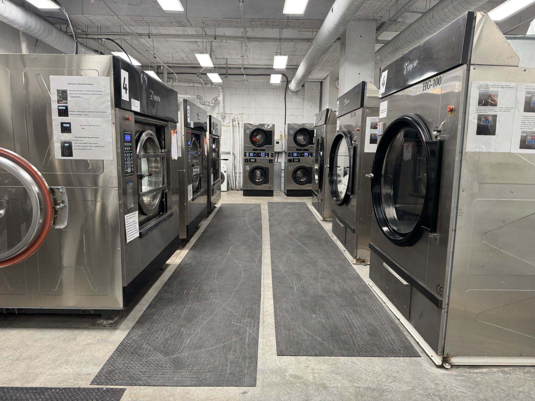 Luxury Hotels & Resorts