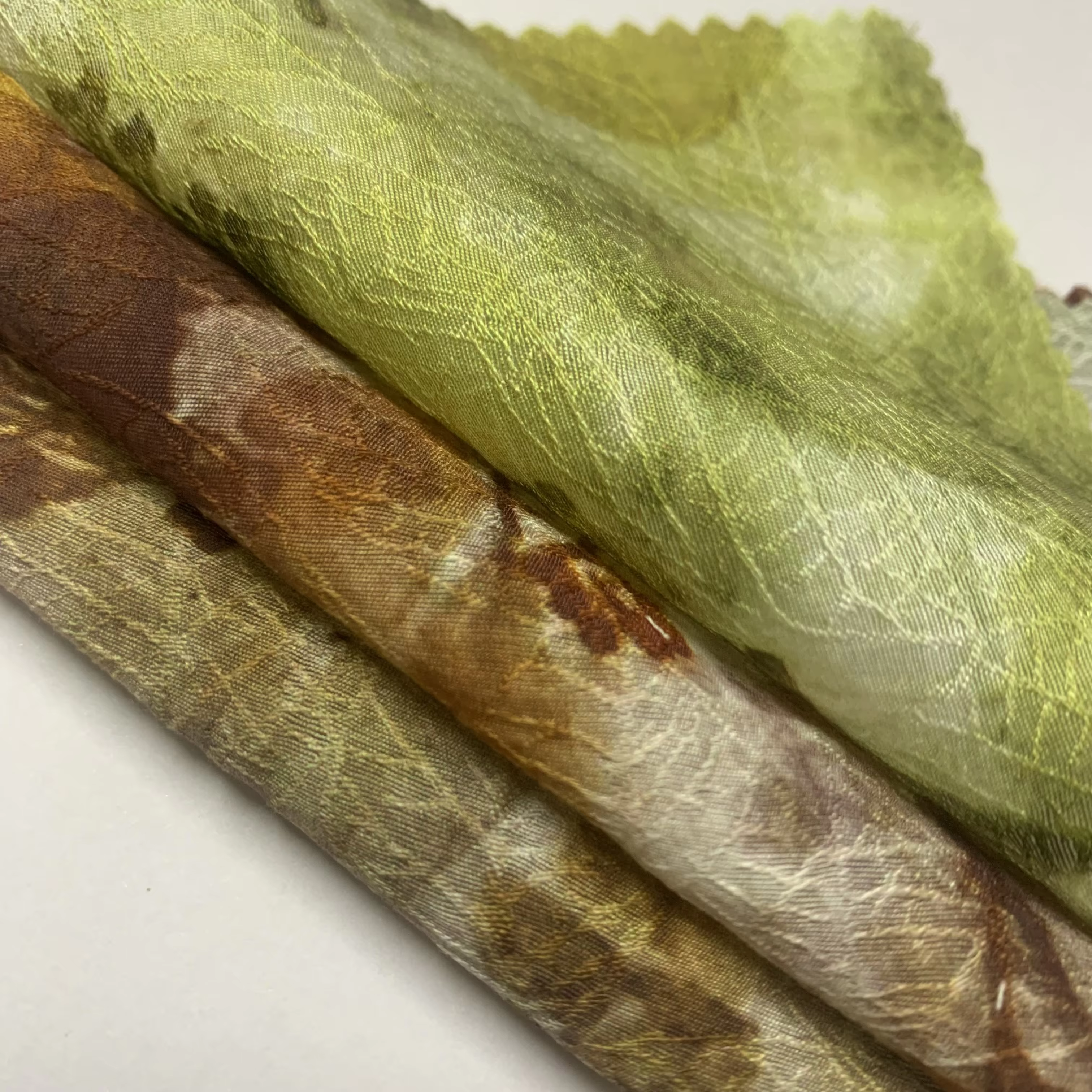 High Quality Wholesale Factory Woven Printed Jacquard Fabrics TENCEL NYLON for Girls Women's Clothing Dresses Shirt supplier