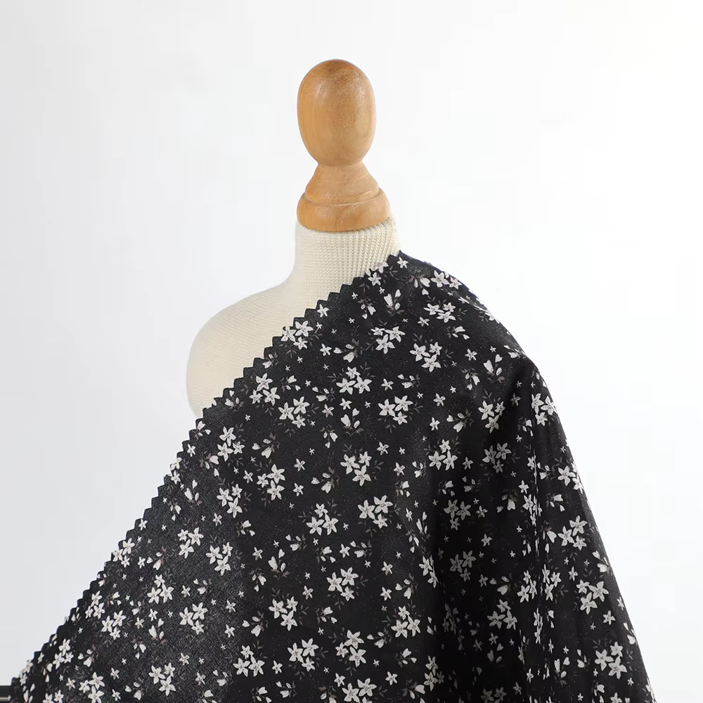 Wholesale 100% Cotton Spandex Woven Fabric Breathable and Light for Organic Garments Like Shirts Dresses Skirts supplier