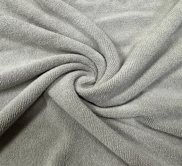 Daya Serap Unggul dari Kain Microfiber