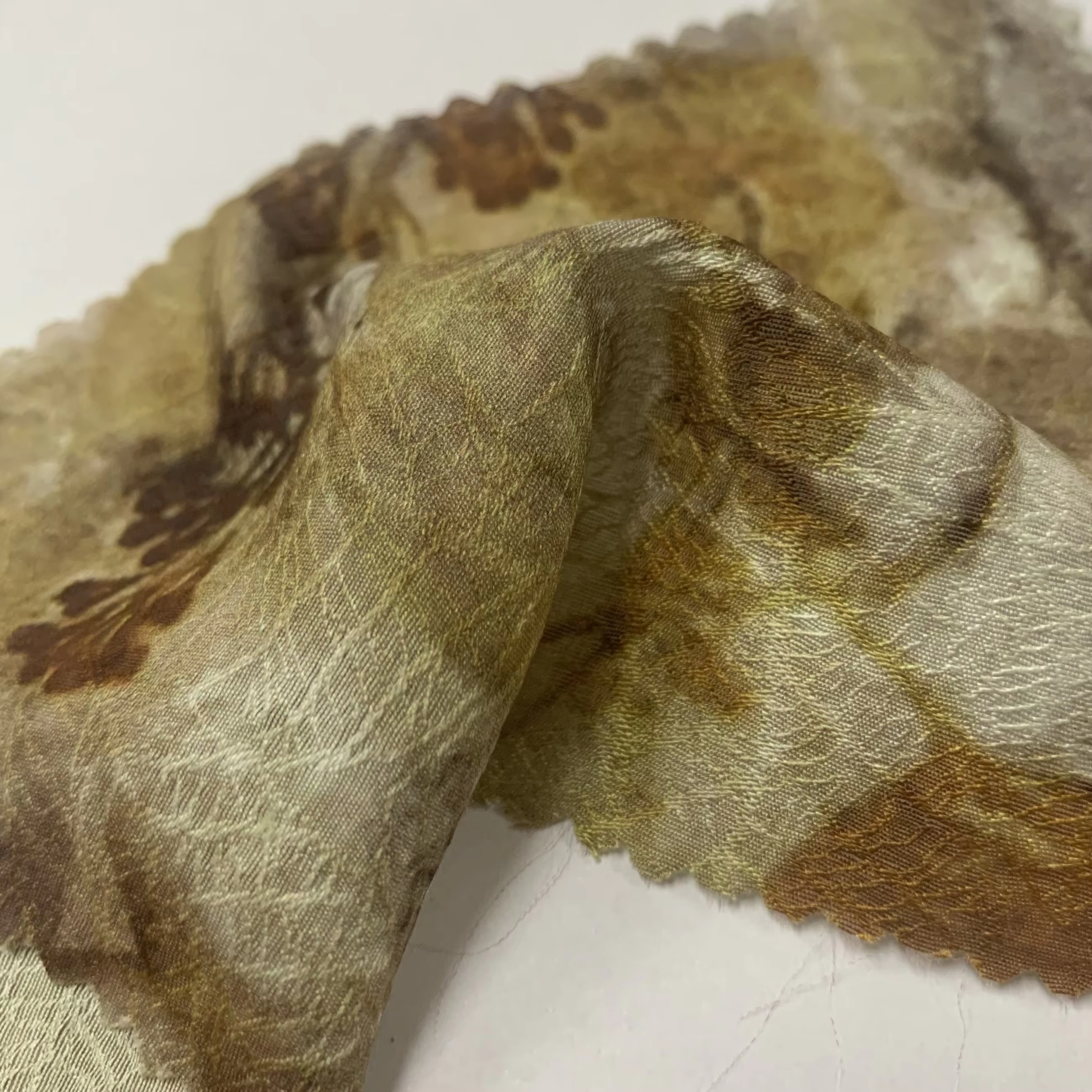 High Quality Wholesale Factory Woven Printed Jacquard Fabrics TENCEL NYLON for Girls Women's Clothing Dresses Shirt supplier