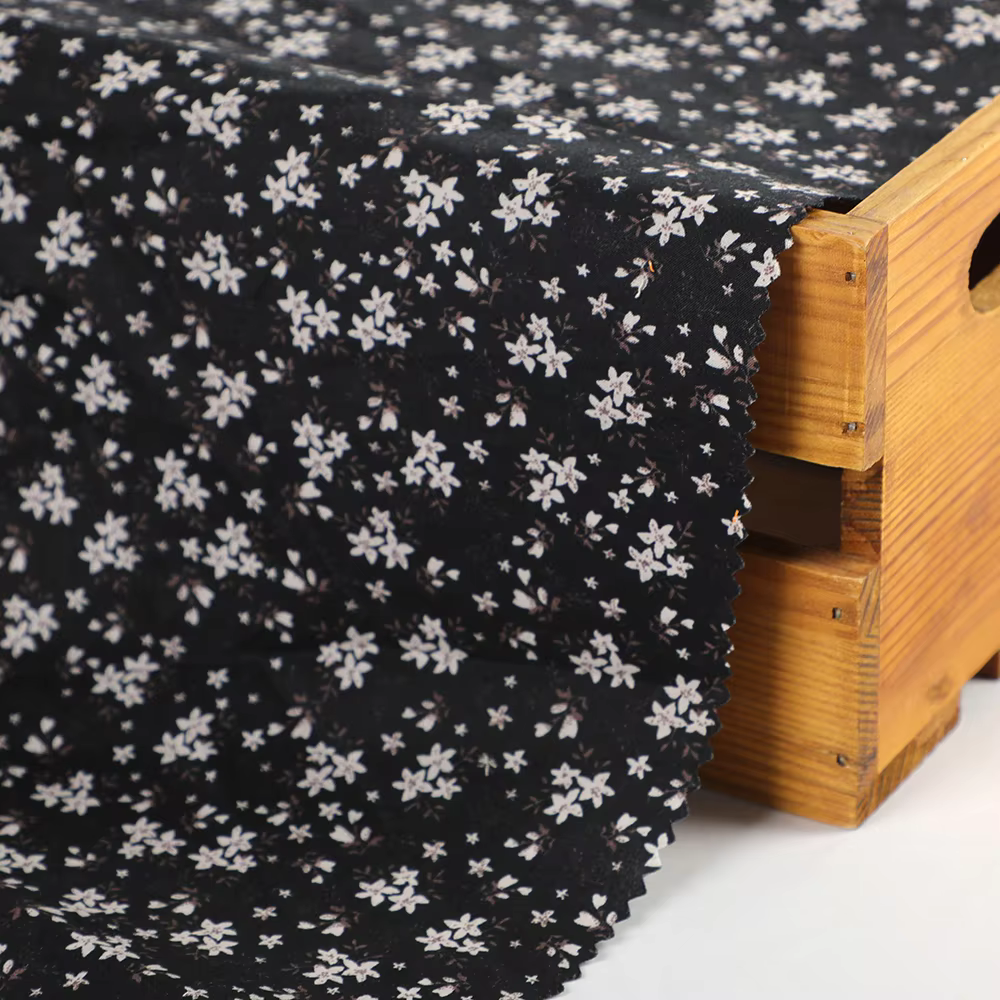 Wholesale 100% Cotton Spandex Woven Fabric Breathable and Light for Organic Garments Like Shirts Dresses Skirts factory