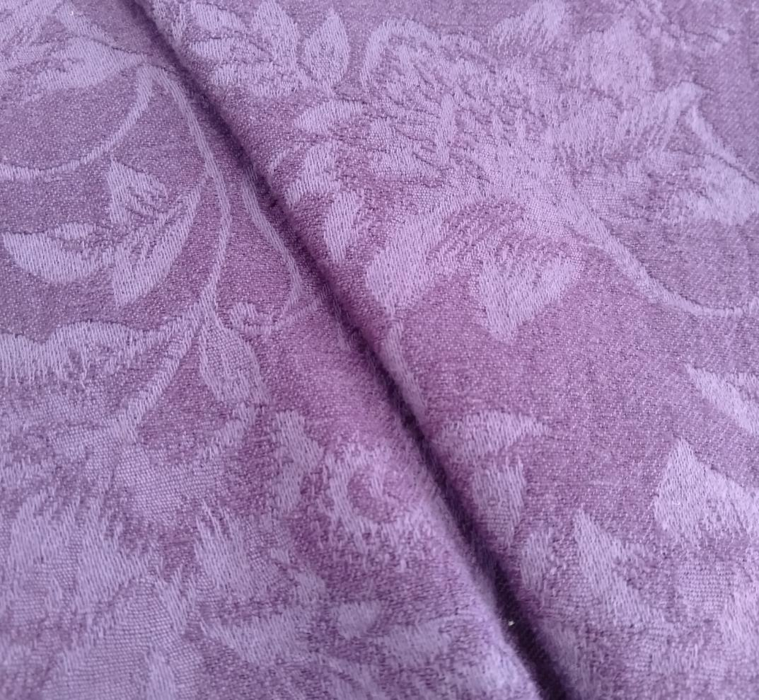 Combining Patterns with Embroidered Jacquard Fabric