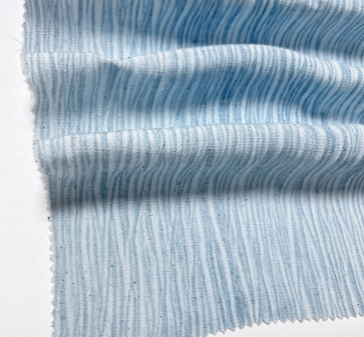 Styling with Crinkle Viscose for Effortless Casual Looks