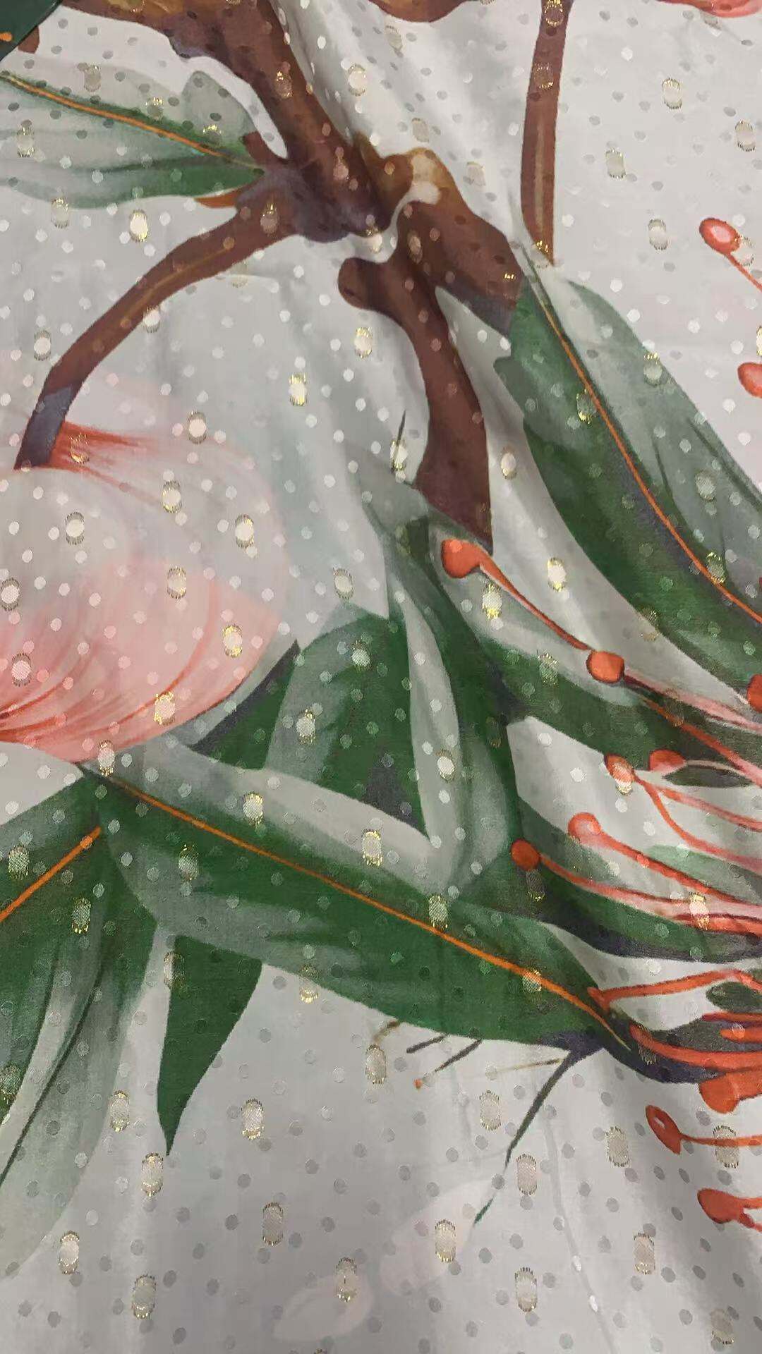 Les caractéristiques uniques de notre tissu de soie écologique