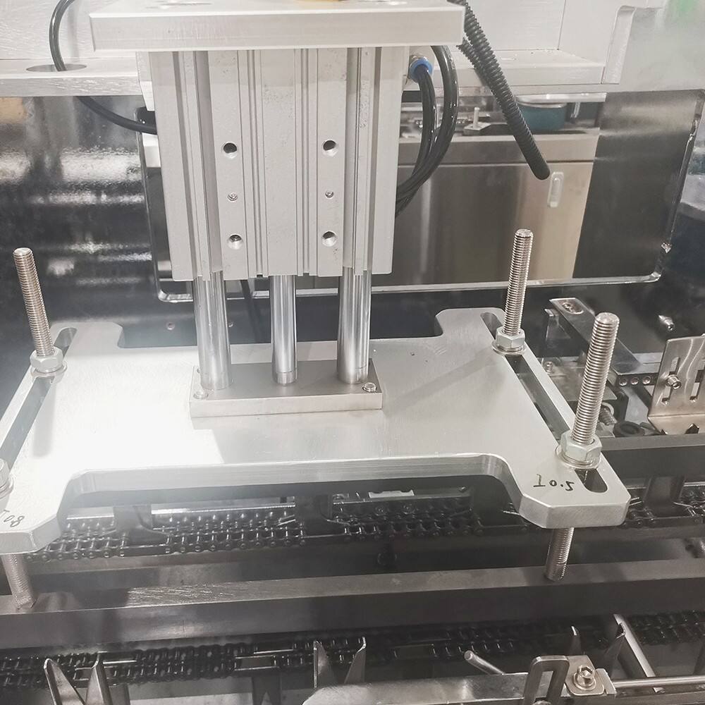 4、上压盒气缸Upper pressing box cylinde(39177b6f8c).jpg