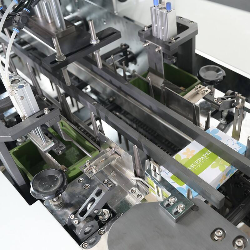 6.涂胶封盒Gluing and sealing.jpg
