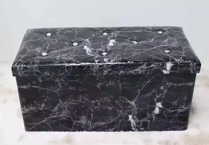 Esthétique élégante noire avec un design universel attrayant