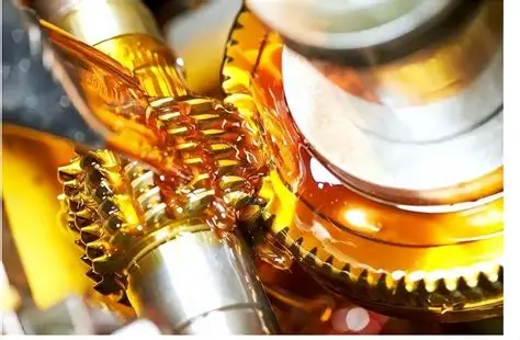 What type of lubricating oil should be used for different gearbox?