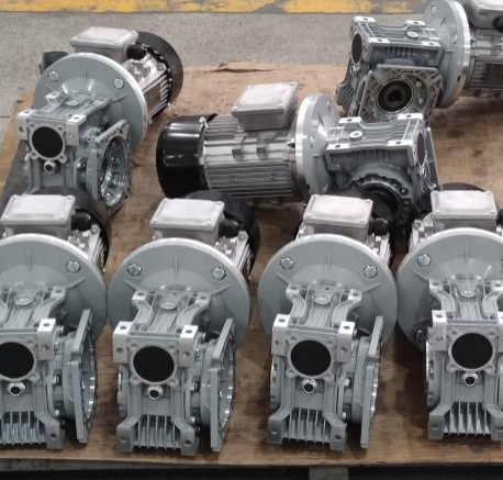Looking for a Reliable Alternative to European Gearboxes?  ——Meet the WUMRV Series