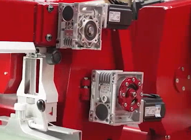 Inline gearboxes or right-angle gearboxes? How to select the gearboxes and mounting position based on the space layout?