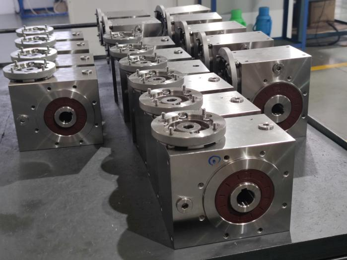 Why do food packaging production lines prefer stainless steel speed reducers?