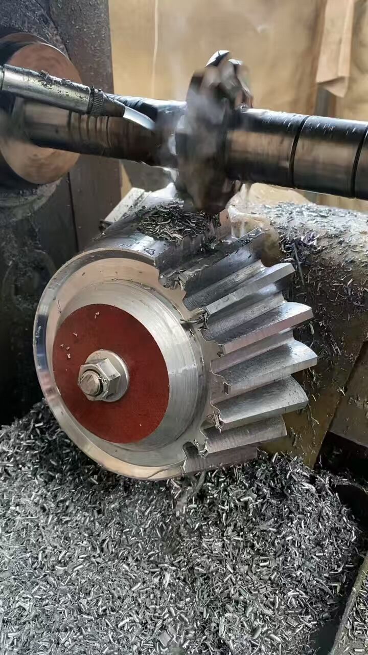 How to design noise reduction for gear transmissions