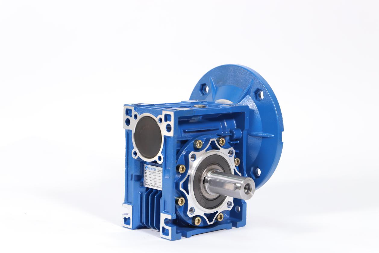 The dual secrets behind Worm gearbox's self-locking feature: the gearbox ratio determines whether it's present or not, and the materials determine its strength.