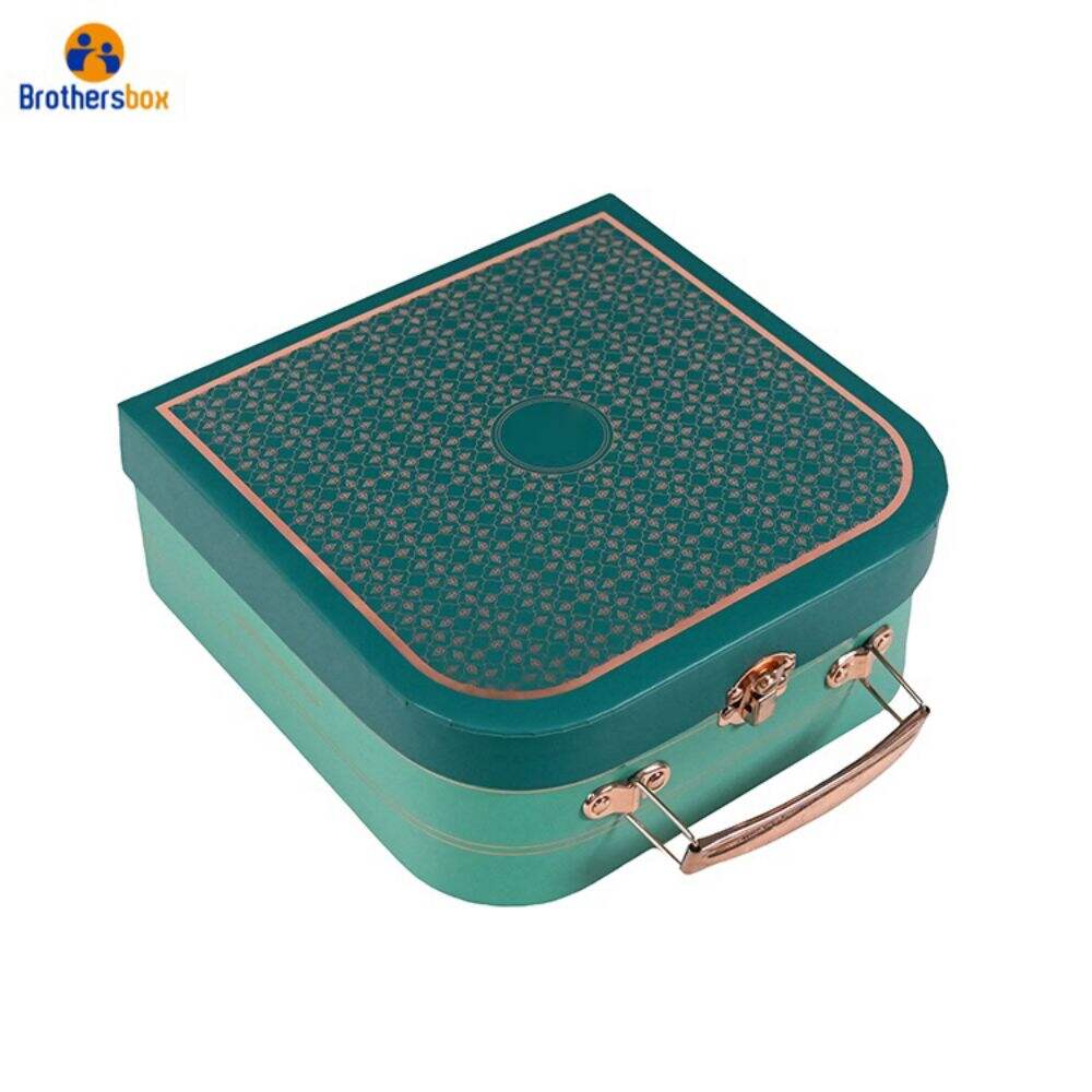 chocolate box with handle