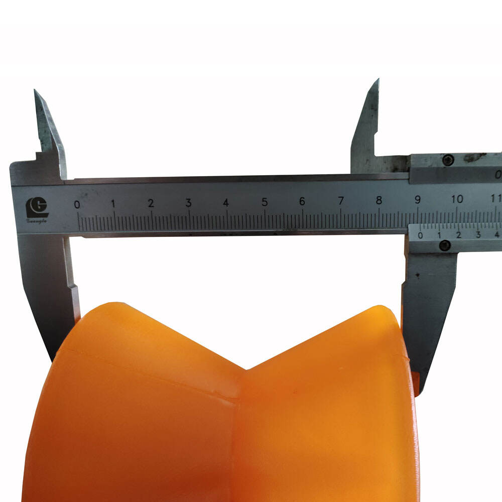 Custom accessories for marine trailers, bone/deep beak shaped silicone rollers, marine trailers supplier