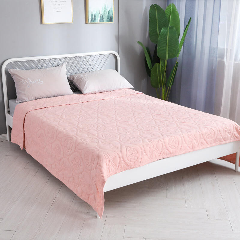 High Quality Custom Solid Color Quilted Bed Spread Summer Embossing ultrasonic quilts details