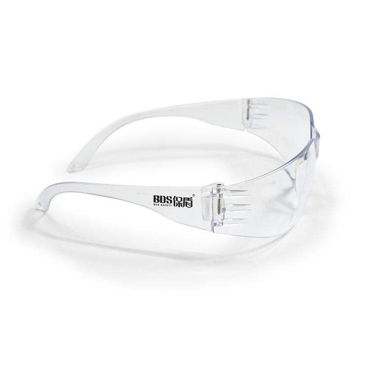 Sleek and ultra light weight wraparound lens medium impact protection goggles manufacture